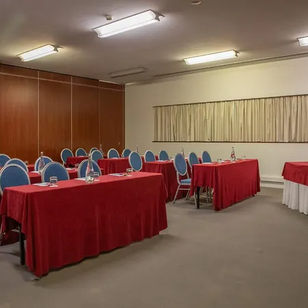 Hotel Vip Executive Arts