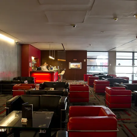 في.آي.بي إكزيكتيف أرتس 4*