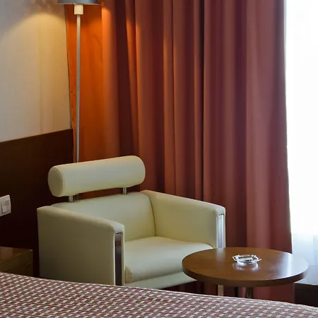 Hotell Vip Executive Arts