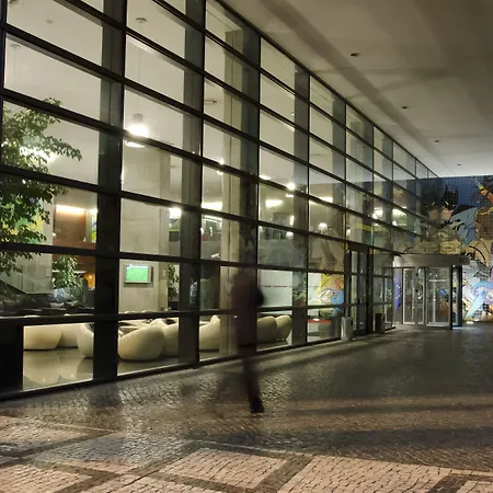 Vip Executive Arts Hotell 4*