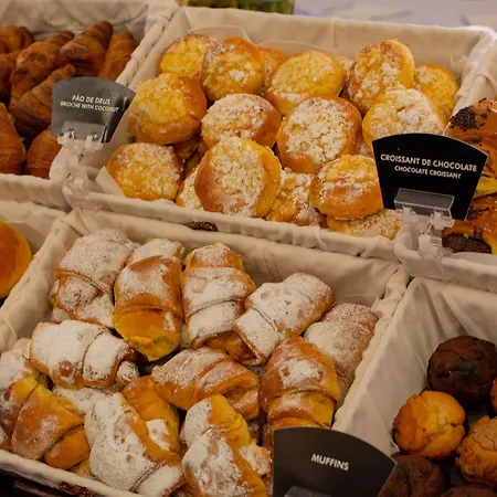 Vip Executive Arts Hotell 4*