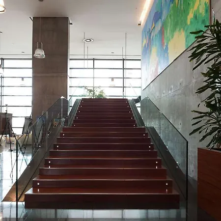 Vip Executive Arts Hotell 4*