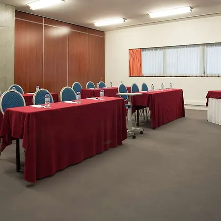 Vip Executive Arts Готель