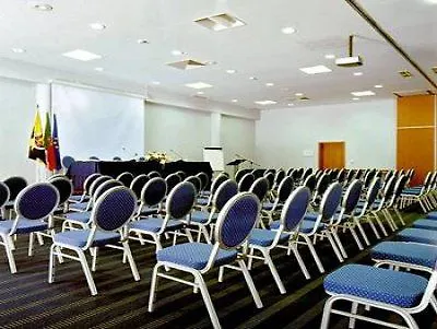 מלון Vip Executive Arts